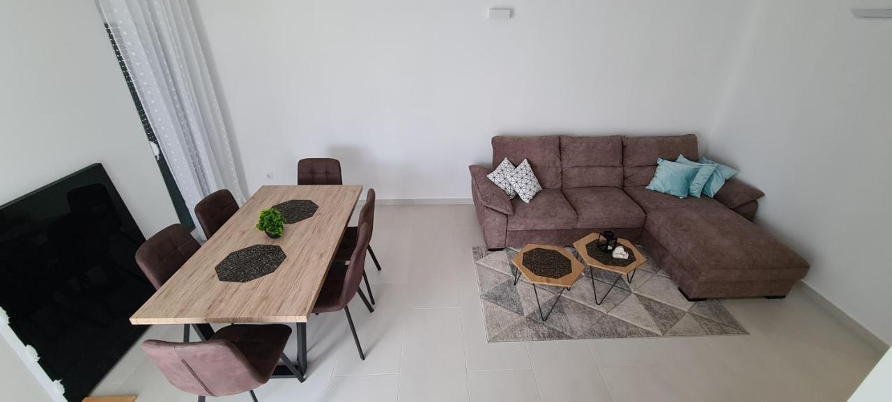 Apartments House Novel Novalja Εξωτερικό φωτογραφία